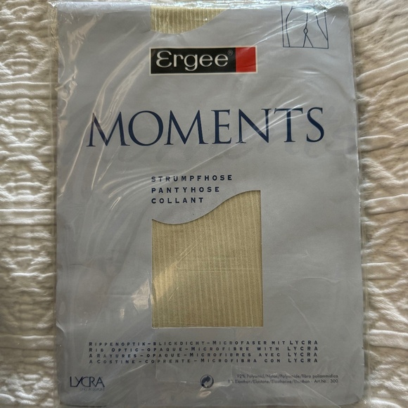 1 LOT of 5 pairs of Stylish Hosiery/Tights, multiple colors, - Picture 3 of 8